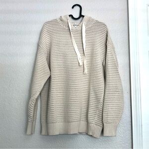 NWOT Zara Cream Knit Sweater